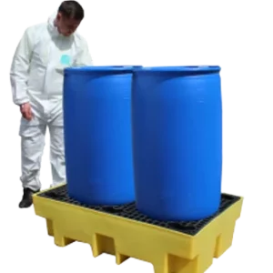 מאצרה ל2 חביות עומדות דלק איתן