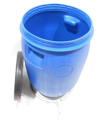 חבית 60 ליטר עם תקן לשתייה ומזון דלק איתן
